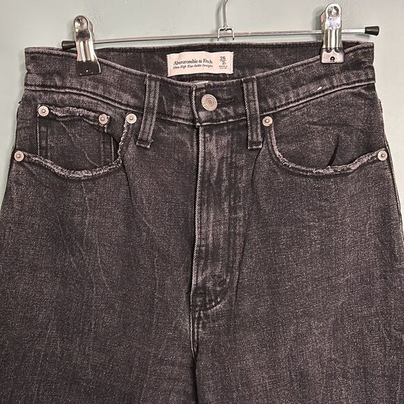 Abercrombie Ultra High Rise Ankle Straight Curve Love - Picture 4 of 9